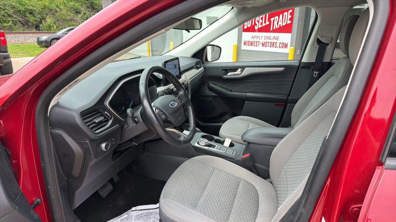 2021 Ford Escape SE