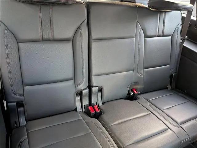 2023 Chevrolet Suburban 2WD RST