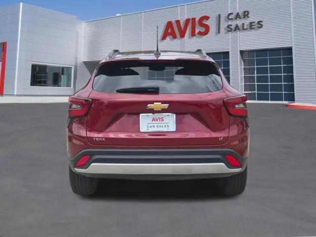 2025 Chevrolet Trax FWD LT