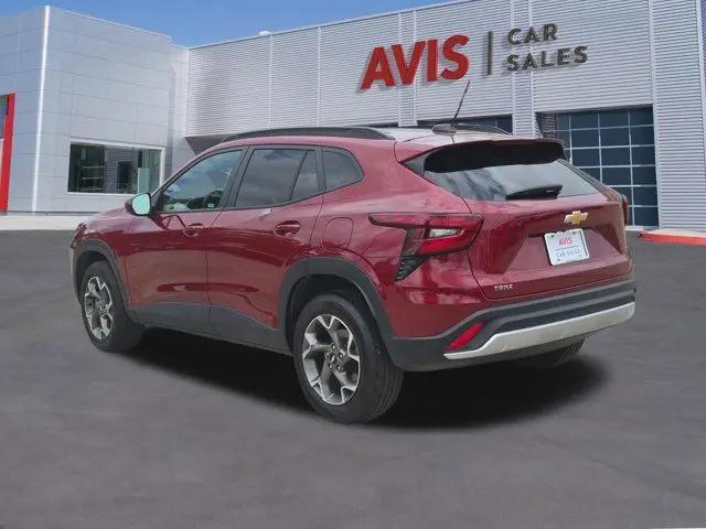 2025 Chevrolet Trax FWD LT