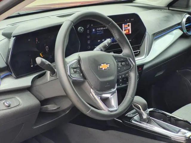 2025 Chevrolet Trax FWD LT