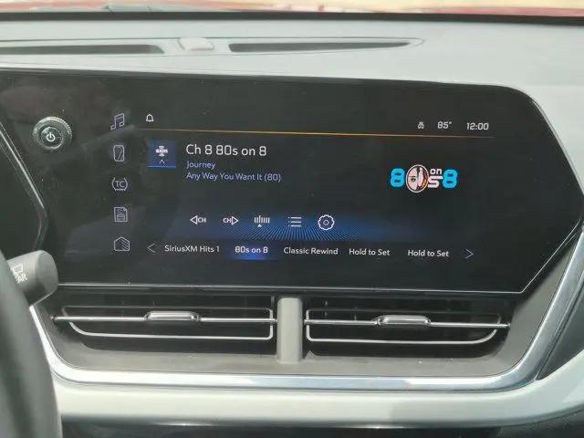 2025 Chevrolet Trax FWD LT