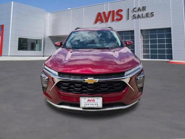 2025 Chevrolet Trax FWD LT