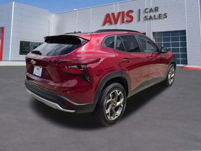 2025 Chevrolet Trax FWD LT