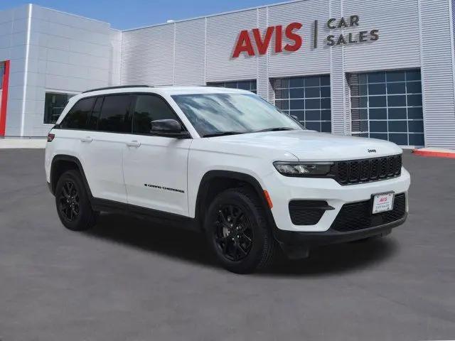 2025 Jeep Grand Cherokee Altitude 4x4