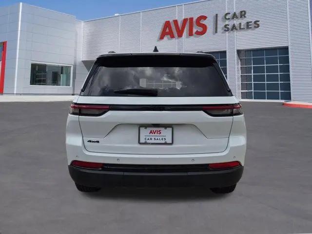 2025 Jeep Grand Cherokee Altitude 4x4