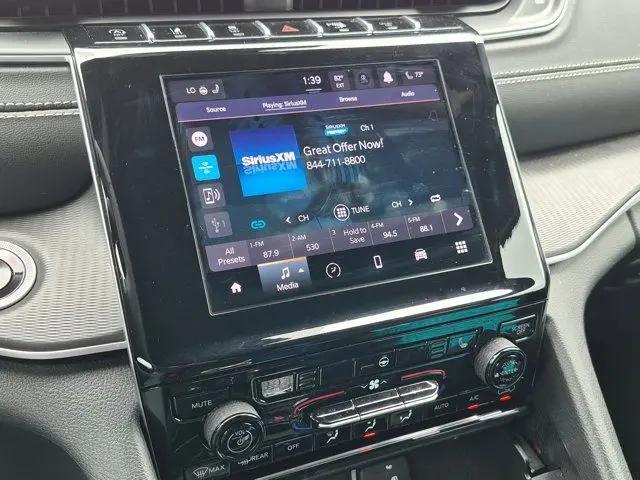 2025 Jeep Grand Cherokee Altitude 4x4