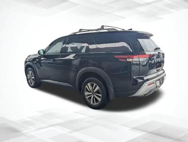 2025 Nissan Pathfinder SL 4WD