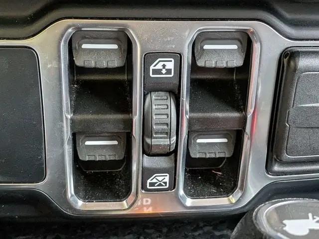 2024 Jeep Wrangler 4xe Sahara 4xe