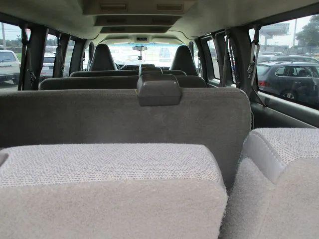 2017 Chevrolet Express LT