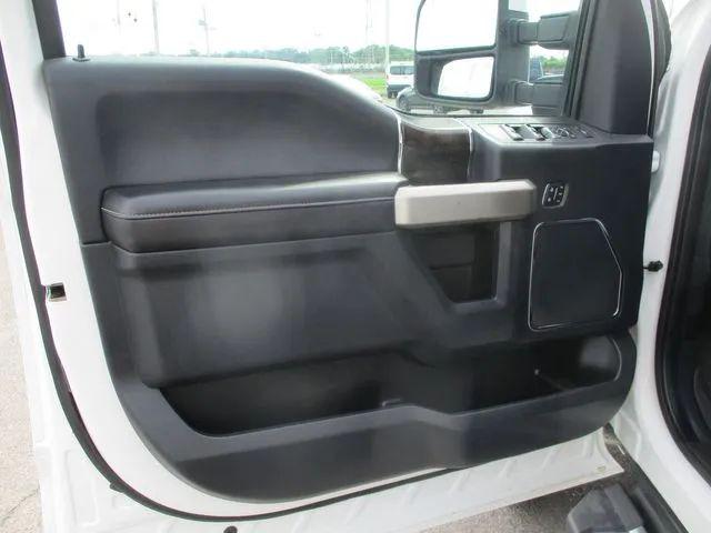 2022 Ford F-450 LARIAT