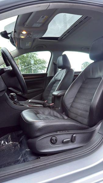 2013 Volkswagen Passat 2.5L SEL Premium