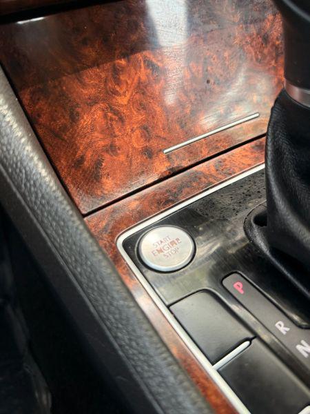 2013 Volkswagen Passat 2.5L SEL Premium
