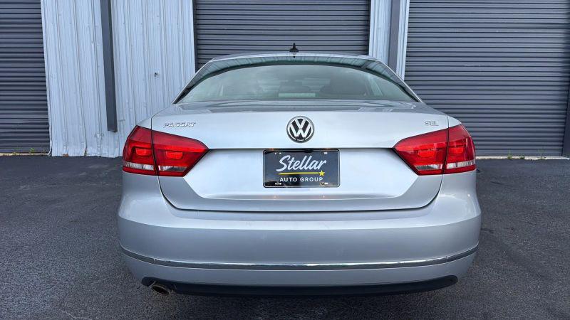 2013 Volkswagen Passat 2.5L SEL Premium
