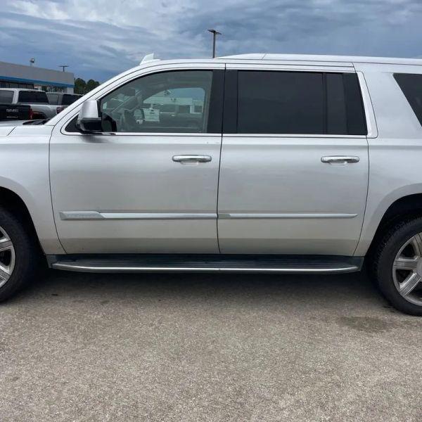 2017 Cadillac Escalade ESV Luxury