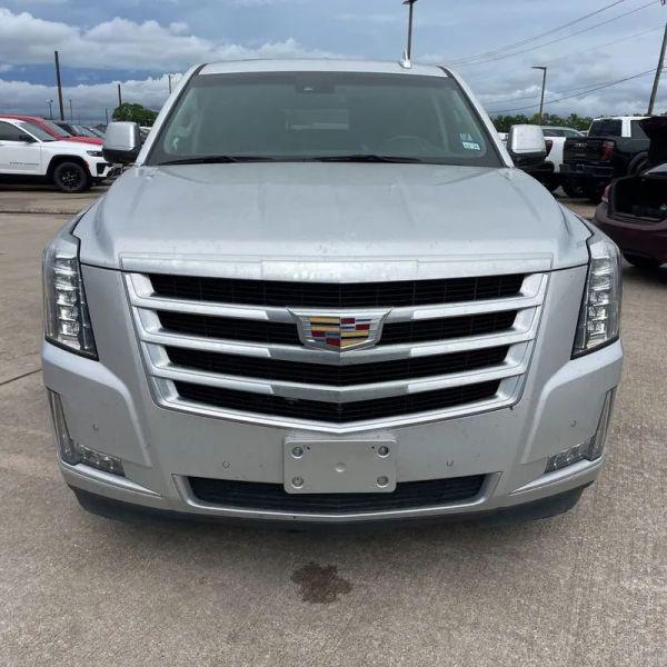 2017 Cadillac Escalade ESV Luxury