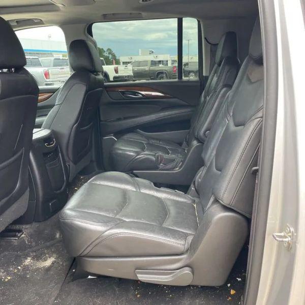 2017 Cadillac Escalade ESV Luxury