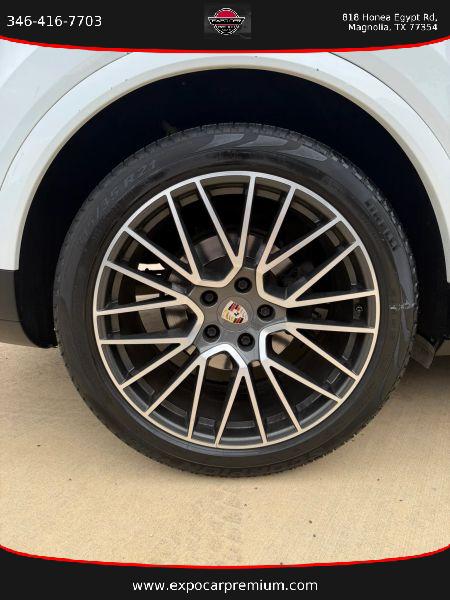 2019 Porsche Cayenne Base