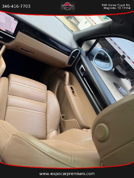 2019 Porsche Cayenne Base