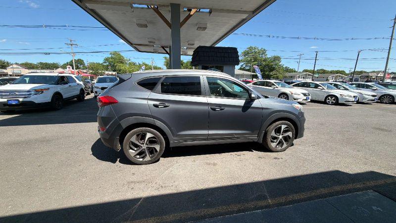 2016 Hyundai Tucson Sport
