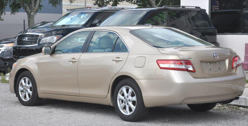 2011 Toyota Camry LE
