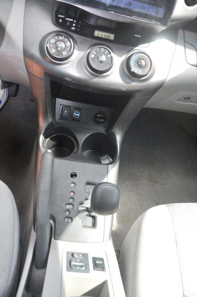 2011 Toyota RAV4 Base V6