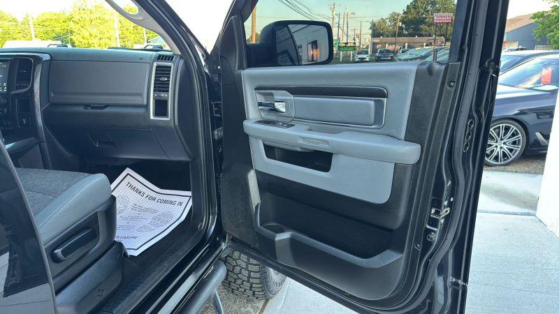 2019 Ram 1500 Classic Big Horn Crew Cab 4x4 5'7" Box