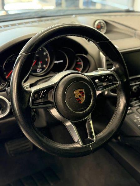 2016 Porsche Cayenne Base