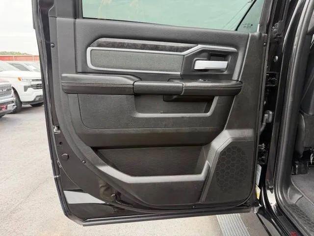 2022 Ram 2500 Big Horn Crew Cab 4x4 6'4" Box
