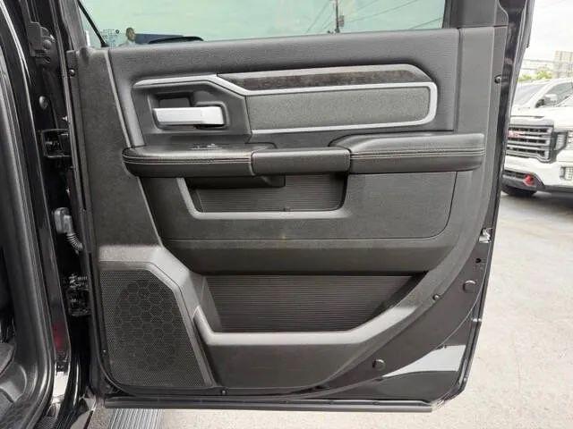 2022 Ram 2500 Big Horn Crew Cab 4x4 6'4" Box
