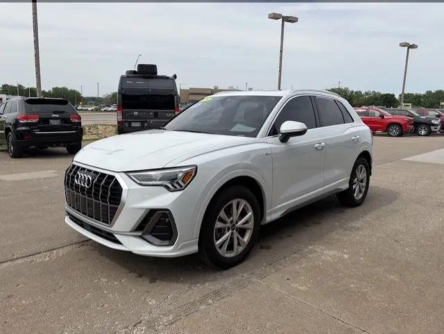 2023 Audi Q3 Premium 45 TFSI S line quattro Tiptronic