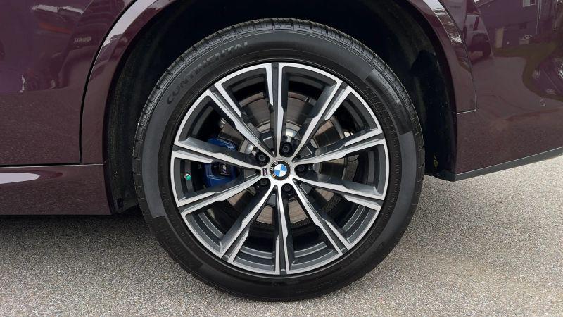 2020 BMW X5 M50i