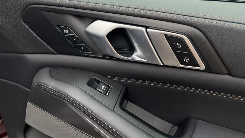 2020 BMW X5 M50i