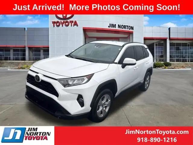 2020 Toyota RAV4 XLE