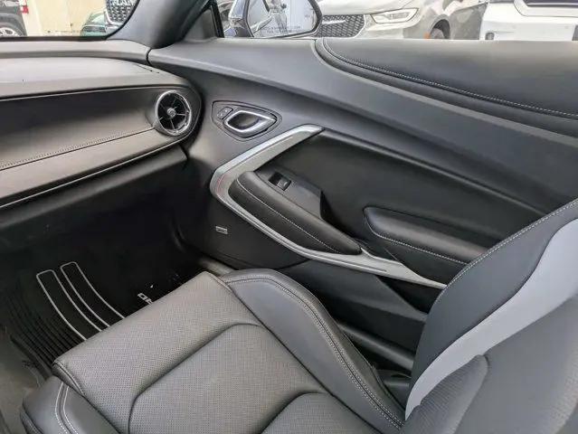 2024 Chevrolet Camaro RWD Convertible 2SS