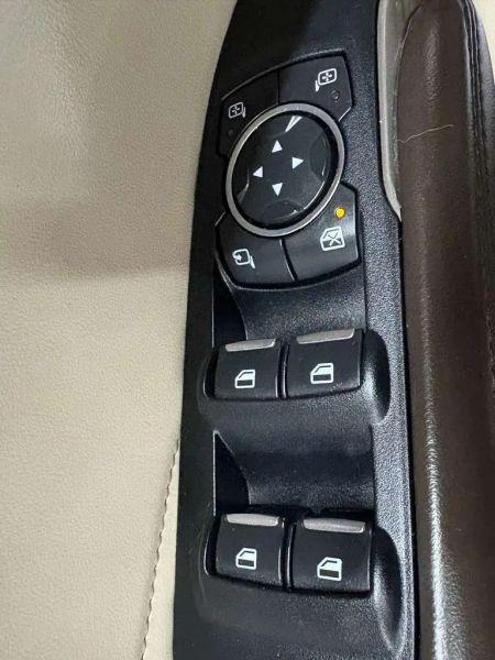 2017 Lincoln MKC Select