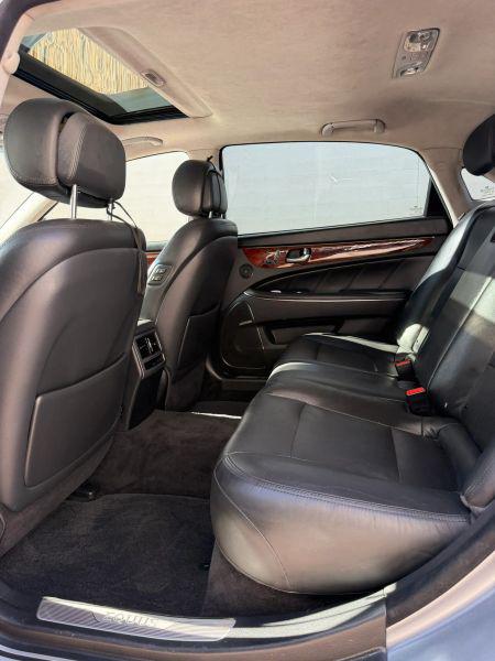 2014 Hyundai Equus Signature