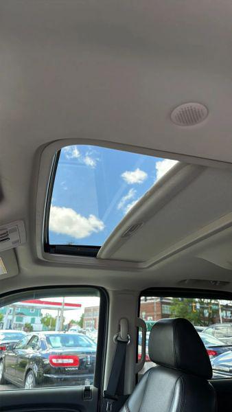 2009 Cadillac Escalade Standard