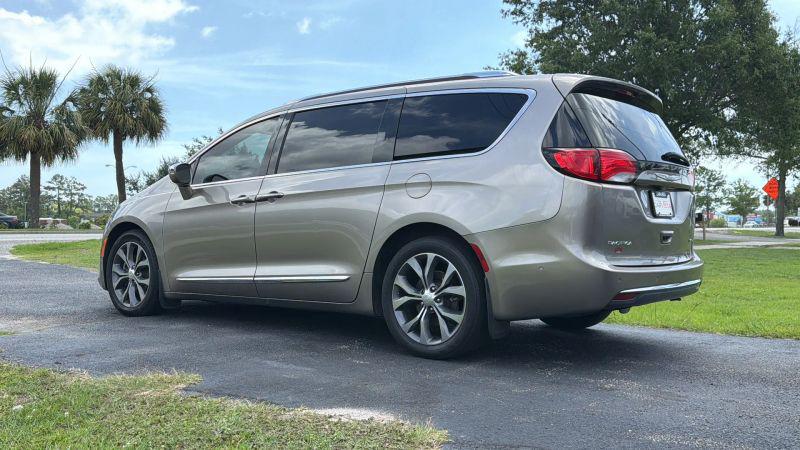 2017 Chrysler Pacifica Limited