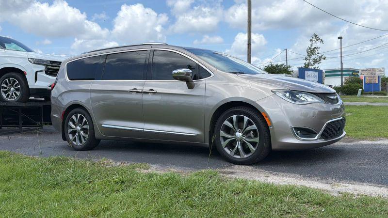 2017 Chrysler Pacifica Limited