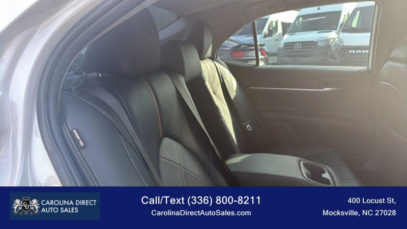 2019 Toyota Camry XLE
