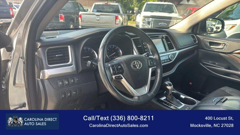 2016 Toyota Highlander Limited Platinum V6