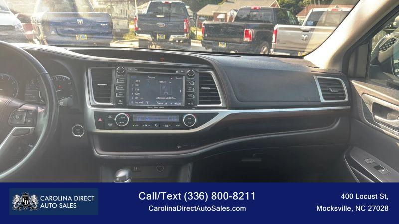 2016 Toyota Highlander Limited Platinum V6