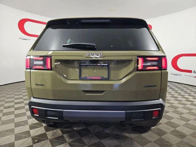 2026 Jeep Cherokee Laredo 4x4