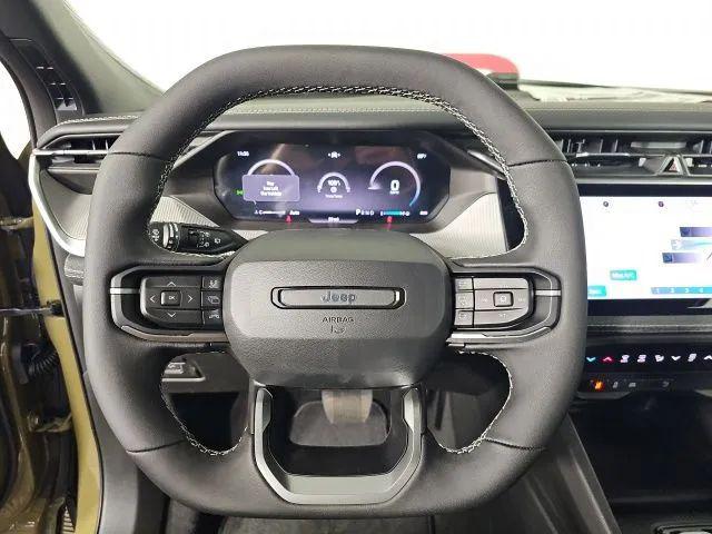 2026 Jeep Cherokee Laredo 4x4