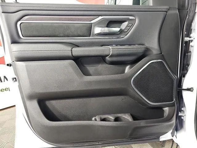 2026 Ram 1500 Laramie Crew Cab 4x4 5'7" Box