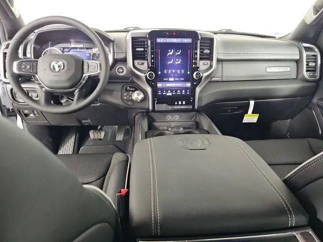 2026 Ram 1500 Laramie Crew Cab 4x4 5'7" Box