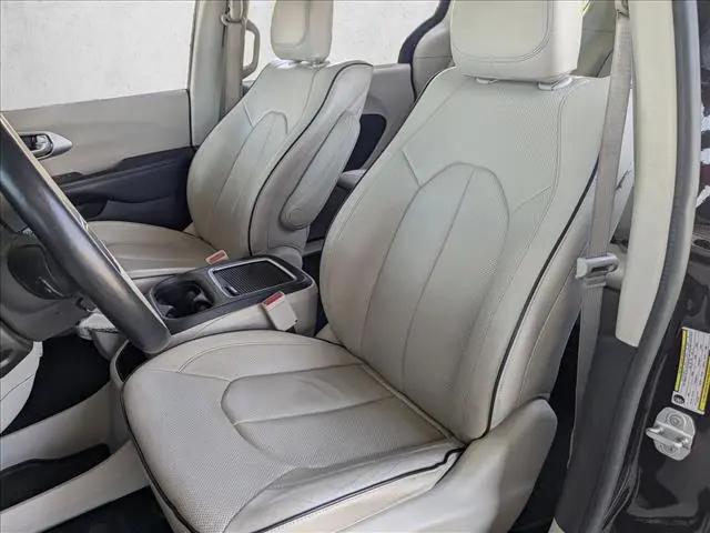 2018 Chrysler Pacifica Hybrid Limited