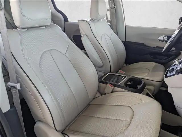2018 Chrysler Pacifica Hybrid Limited
