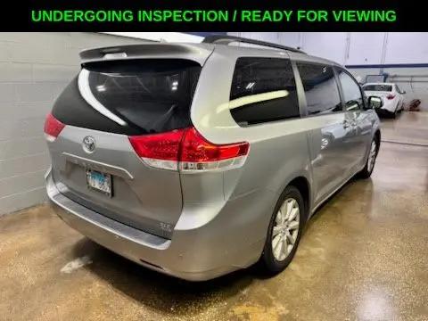2012 Toyota Sienna XLE 7 Passenger